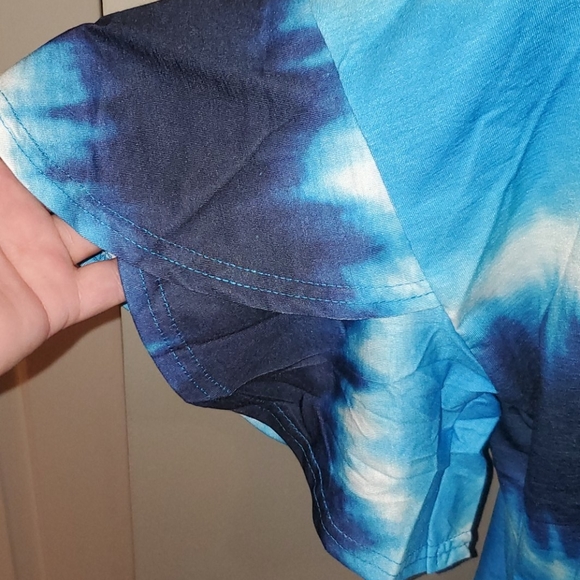 Plus Size Short Sleeve Tie Dye Shirt - Picture 3 of 6